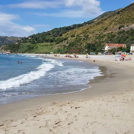 Petra Marina Giusy Apartmán *